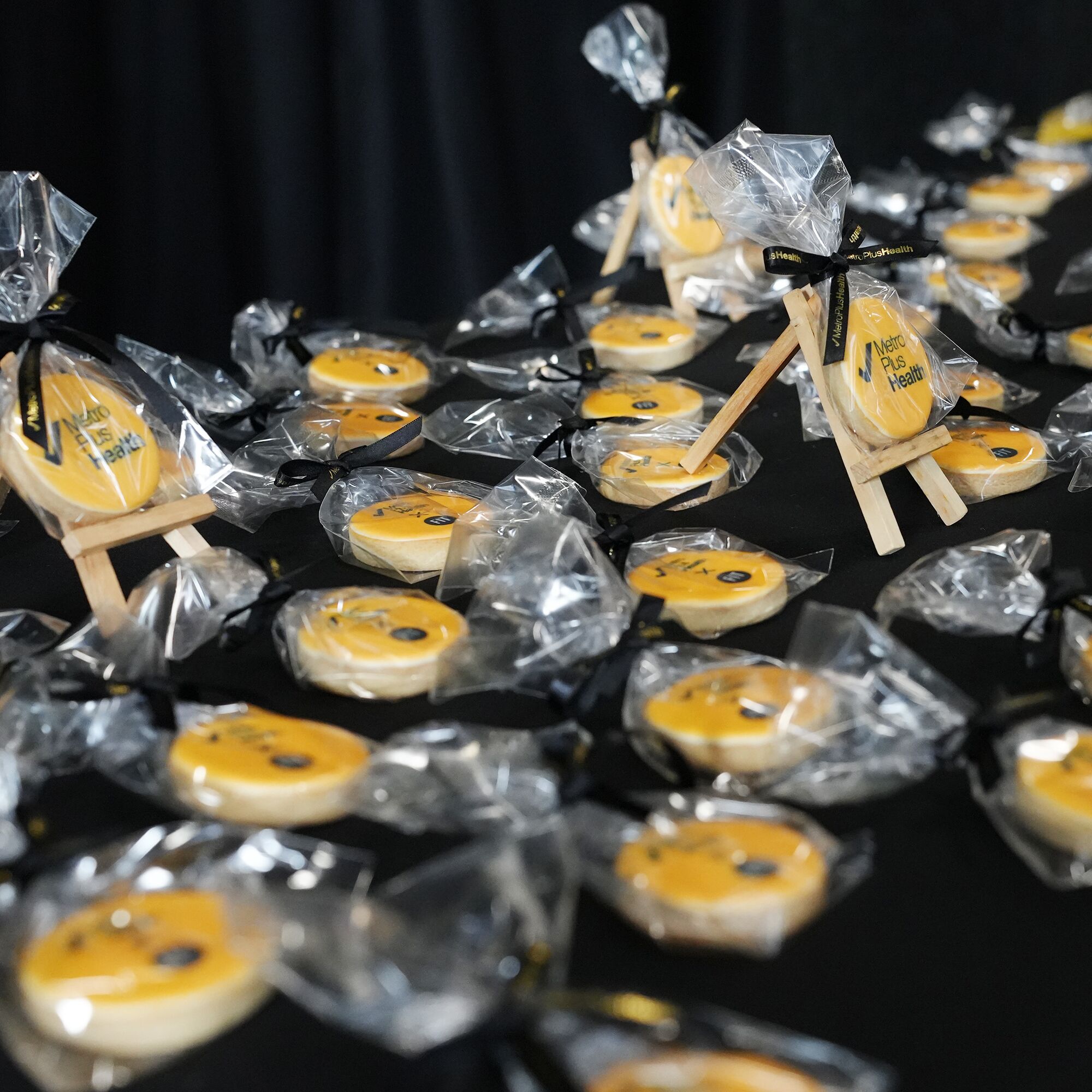 metroplushealth-event-cookies
